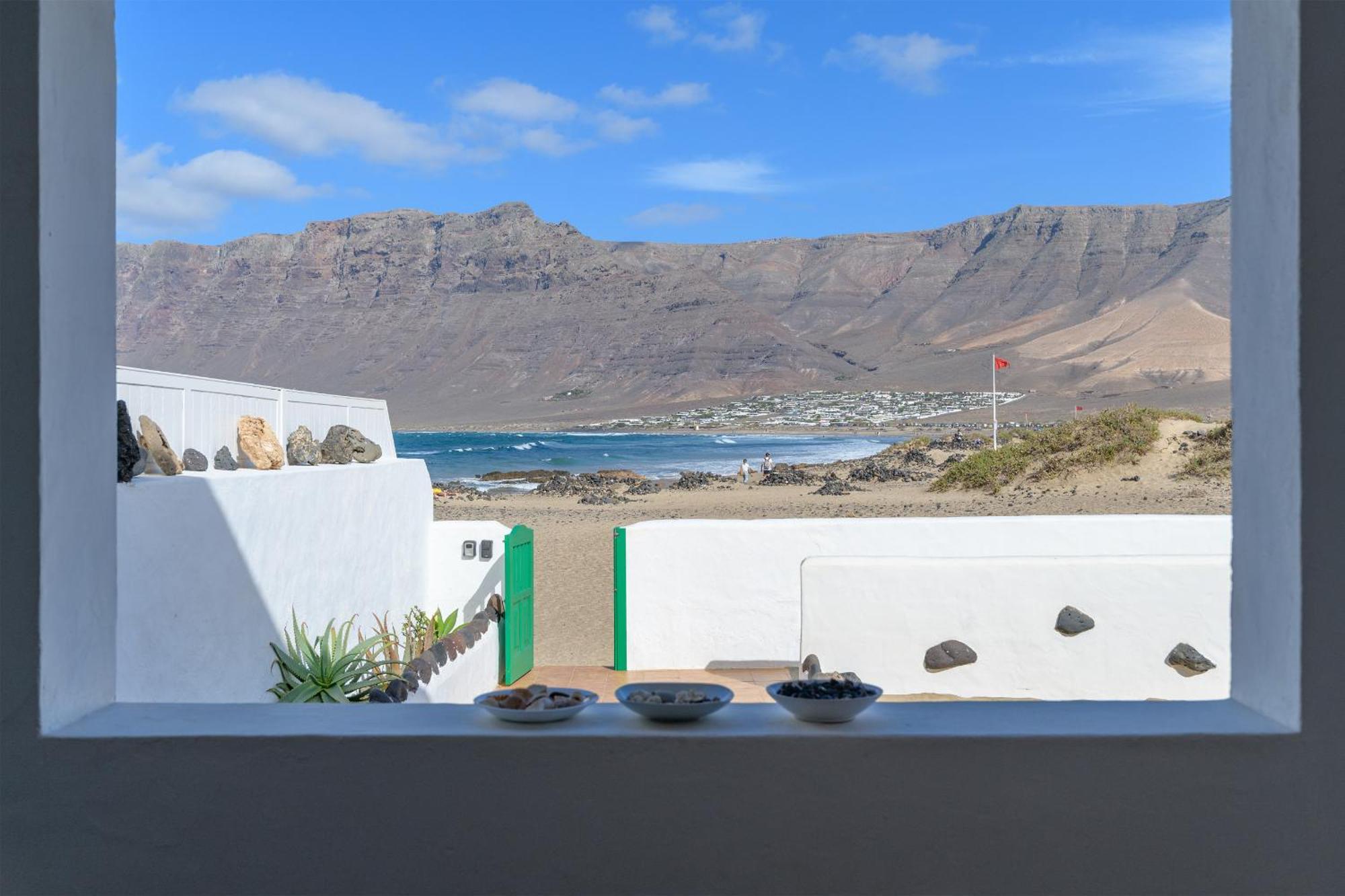 Famara Caracolillos, La Casa מראה חיצוני תמונה