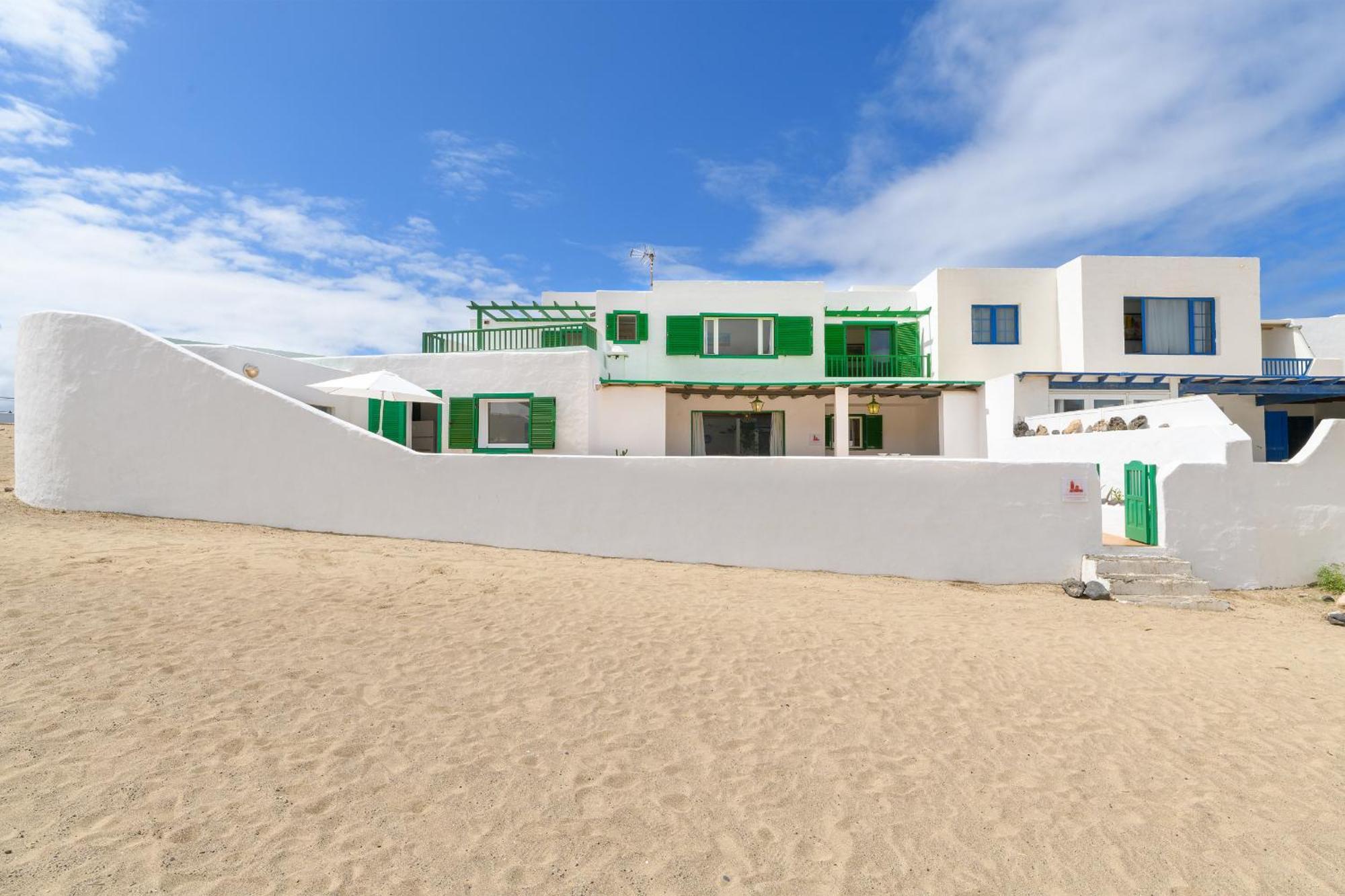 Famara Caracolillos, La Casa מראה חיצוני תמונה